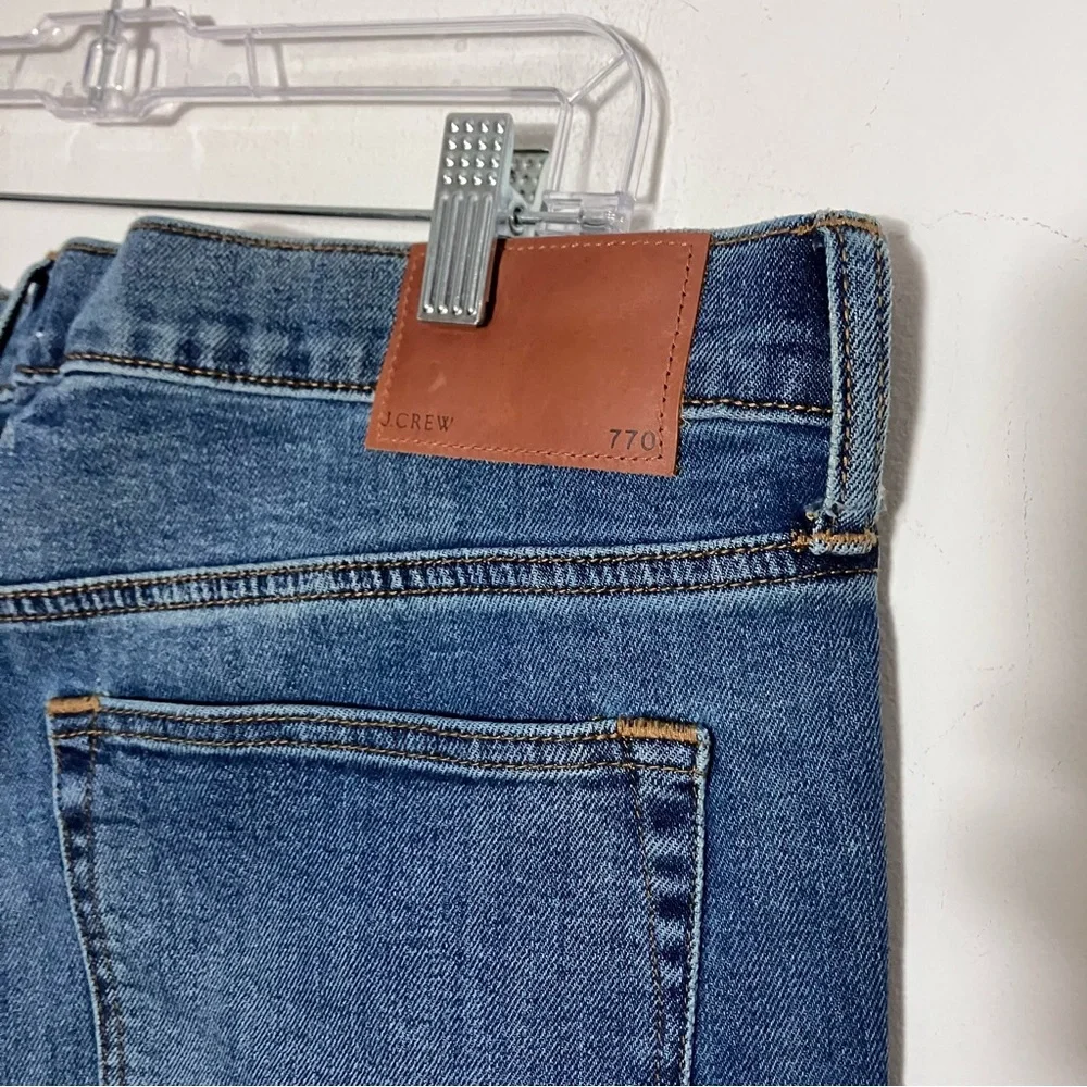 J. Crew Jeans 770 Straight Leg Kurabo Denim Stretch Blue 35 x‎ 32 NWT